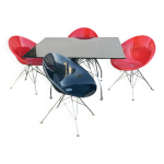 Table  manger brillante kartell avec 4 chaises eros
