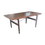 Table à manger à rallonges en noyer et acajou et chrome vers 1960 Table à manger à rallonges en noyer et acajou et chrome vers 1960