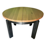 Table à manger rénovée en merisier Table à manger rénovée en merisier