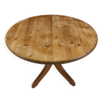 Table à manger ronde en bois de pin rainer daumiller, années 1970 Table à manger ronde en bois de pin rainer daumiller, années 1970