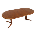 Table à manger ronde extensible danoise vintage en teck des années 1960 Table à manger ronde extensible danoise vintage en teck des années 1960