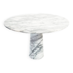 Table à manger ronde en marbre blanc dans le style d'angelo mangiarotti Table à manger ronde en marbre blanc dans le style d'angelo mangiarotti