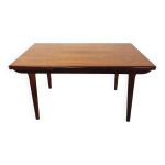 Table à manger style scandinave vintage des années 50 60 en palissandre avec rallonges Table à manger style scandinave vintage des années 50 60 en palissandre avec rallonges