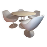Table en marbre et 4 chaises pied tulipe, annes 1970