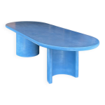 Table en microciment bleu lapis lazuli pi�ce sculpturale sur mesure