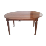Table ovale en merisier Table ovale en merisier
