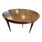 Table ovale de salle � manger de style louis xvi