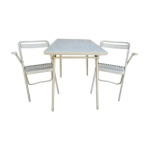Table pliante et ses 2 chaises pliantes souvignet des années 60 Table pliante et ses 2 chaises pliantes souvignet des années 60