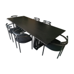 Table de salle  manger noire, en bois, rectangle avec chaises rembourres.