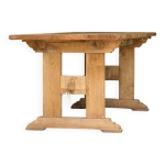 Table de style monastre