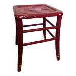 Tabouret ancien carr� en bois rouge, patine d atelier