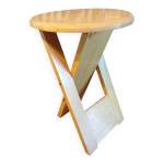 Tabouret pliant suzy par adrian reed Tabouret pliant suzy par adrian reed