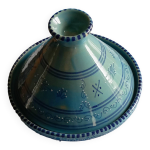 Tajine bleu turquoise & arabesques en terre cuite émaillée - 22cm de diamètre 20cm de hauteur env. Tajine bleu turquoise & arabesques en terre cuite émaillée - 22cm de diamètre 20cm de hauteur env.