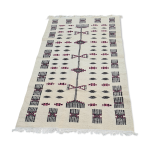 Tapis blanc noir et rose fait main en pure laine 210x105cm Tapis blanc noir et rose fait main en pure laine 210x105cm