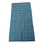 Tapis kilim bleu et blanc tissé main en laine naturelle Tapis kilim bleu et blanc tissé main en laine naturelle
