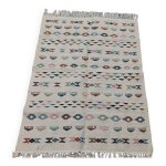 Tapis margoum blanc  motifs berbres multicolores