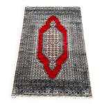 Tapis oriental fait main