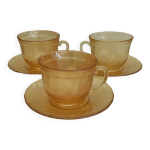 Tasses arcoroc avec soucoupes