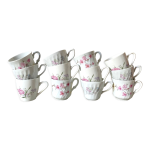 Tasses en porcelaine d�pareill�es