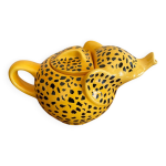 Thire lphant lopard