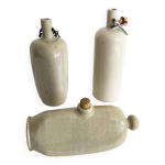 Trio de bouillottes en grs, trois modles