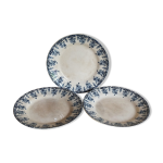 Trois assiettes en terre de fer fin xix me service  primevre