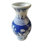 Vase asiatique en porcelaine fine