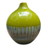 Vase en céramique verte estampillé Vase en céramique verte estampillé