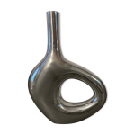 Vase d�coratif asym�trique