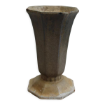 Vase en fonte