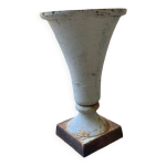 Vase hollandais en fonte