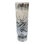 Vase soliflore tubulaire. en cristal taill. a dcor de motifs feuillus dpolis. styl boho - chic. haut ...