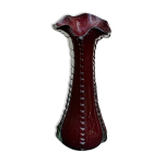Vase en verre souffl rouge bordeaux en forme de corolle vintage