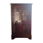 Vitrine en acajou et loupe d orme