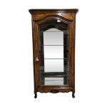 Vitrine bressane de style louis xv en noyer milieu xxme