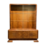 Vitrine en noyer art d�co