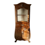 Vitrine en noyer massif milieu xxme