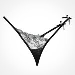 Allure string dentelle noire et lanières ornée de noeud satin noir Allure string dentelle noire et lanières ornée de noeud satin noir