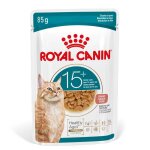 Lot �conomique�: 24x85g ageing 15 + en sauce royal canin nourriture humide pour chat