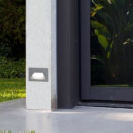 Silamp balise led saillie 3w 220v 120� blanche ip44 pour escalier - blanc chaud 2300k - 3500k