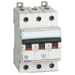 Bticino interrupteur magnétothermique 3 poeles 25a courbe c, 6 ka fn83c25 Bticino interrupteur magnétothermique 3 poeles 25a courbe c, 6 ka fn83c25