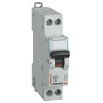 Interrupteur magnétothermique, bticino disjoncteur 1p + n 6a courbe c 6 ka 1 module fn881c6 Interrupteur magnétothermique, bticino disjoncteur 1p + n 6a courbe c 6 ka 1 module fn881c6