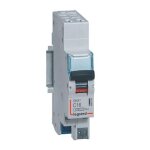 Disjoncteur phase + neutre dnx 4500 6ka arrive bornes automatiques 1 module 1p + n 230v 16a - legrand ...