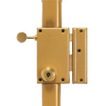 Serrure en applique 3 points 70 vertical tirage a2p * cylindre de 47, 5 mm  7 ailettes droite pollux ...