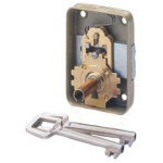 Serrure sureté 3 gorges 224 sur plaque 50 / 25 droite - vachette - 11550000 Serrure sureté 3 gorges 224 sur plaque 50 / 25 droite - vachette - 11550000
