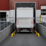 Axess industries kit de guides - roues pour camions coloris blanc et rouge