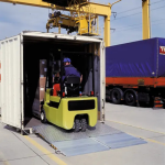 Axess industries pont de chargement acier / alu pour container 7300 kg long. 2320 mm larg. . . .