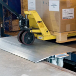 Axess industries pont de chargement alu amovible 4000 kg long. 625 mm larg. 1500 mm