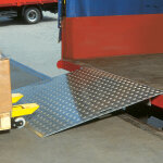 Axess industries pont de chargement alu amovible 600 - 1200 kg long. 1000 mm charge 1200 kg