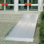 Axess industries rampe d'accs d'escaliers pour pmr long. 3990 larg. totale 815 mm